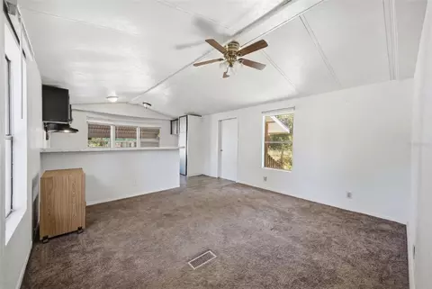 Living - 11410 Thomas Rd, Seffner, FL 33584 photo 7 of 9