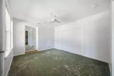Bedroom - 11410 Thomas Rd, Seffner, FL 33584 photo 1 of 7