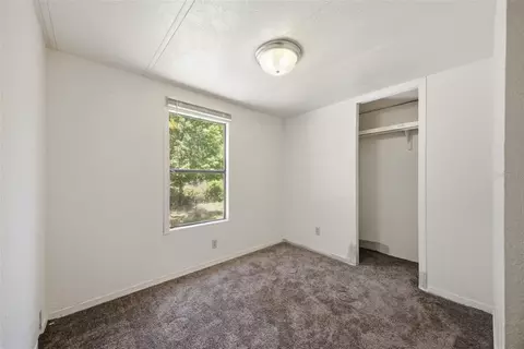 Bedroom - 11410 Thomas Rd, Seffner, FL 33584 photo 7 of 7