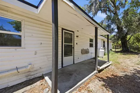 Exterior - 11410 Thomas Rd, Seffner, FL 33584 photo 3 of 7