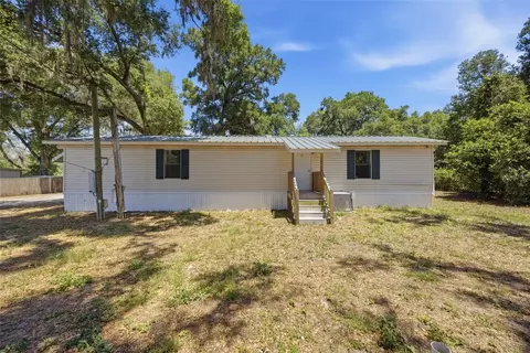 Exterior - 11410 Thomas Rd, Seffner, FL 33584 photo 5 of 7