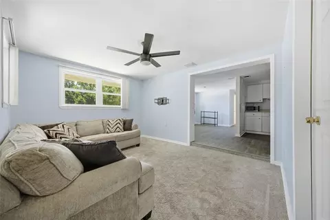 Living - 11410 Thomas Rd, Seffner, FL 33584 photo 2 of 9