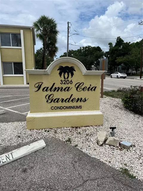3206 W Azeele St #118, Tampa, FL 33609