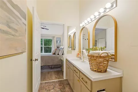 Bath - 2209 Utopian Dr E #307, Clearwater, FL 33763 photo 2 of 4