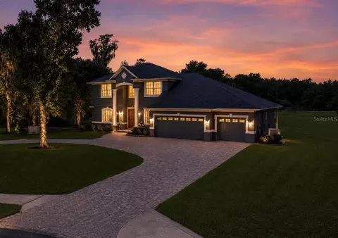 10619 Lithia Estates Dr, Lithia, FL 33547