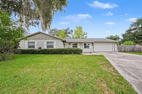 411 Merlin Ct, Brandon, FL 33510