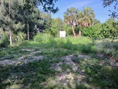 5497 Maze Dr, Punta Gorda, FL 33982