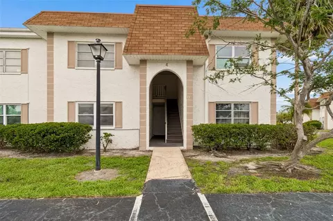 239 S Mcmullen Booth Rd #37, Clearwater, FL 33759