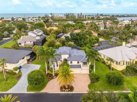 3271 Bayou Rd, Longboat Key, FL 34228