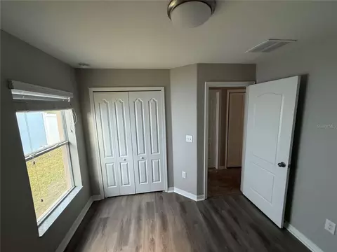 Bedroom - 1970 Hawks View Dr, Ruskin, FL 33570 photo 1 of 1