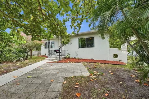 4730 Burlington Ave N, Saint Petersburg, FL 33713
