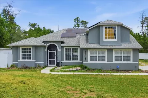 Exterior - 8424 Balm St, Weeki Wachee, FL 34607 photo 2 of 12