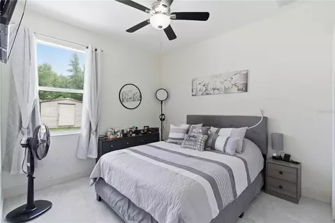 Bedroom - 8424 Balm St, Weeki Wachee, FL 34607 photo 5 of 10