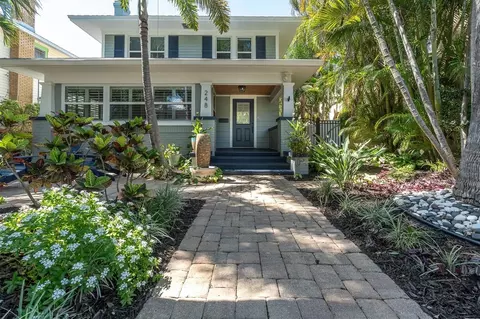 248 14th Ave NE, Saint Petersburg, FL 33701