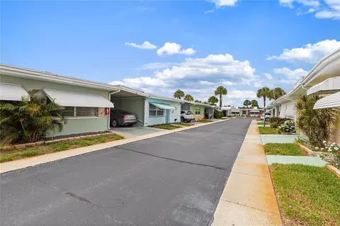 250 Rosery Rd NW #280, Largo, FL 33770