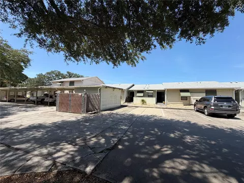4317 Tiburon Dr, New Port Richey, FL 34655