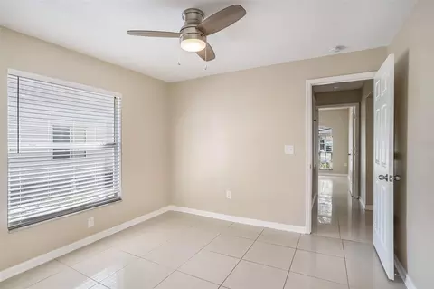 Bedroom - 12712 Longcrest Dr, Riverview, FL 33579 photo 4 of 6