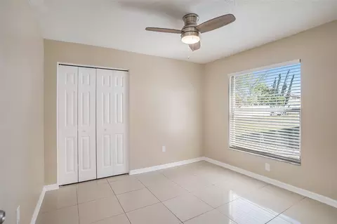 Bedroom - 12712 Longcrest Dr, Riverview, FL 33579 photo 3 of 6