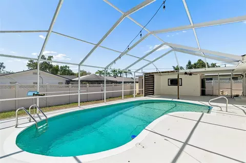 Exterior - 2959 Maple Ct, Dunedin, FL 34698 photo 9 of 15