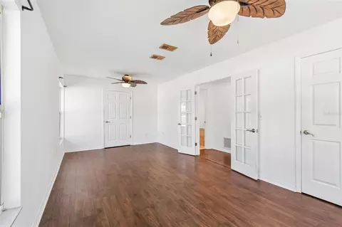 Living - 2959 Maple Ct, Dunedin, FL 34698 photo 16 of 17
