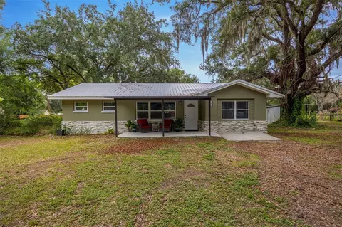 308 S Kingsway Rd, Seffner, FL 33584