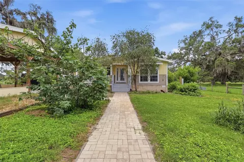9468 Janmar Rd, Dade City, FL 33525