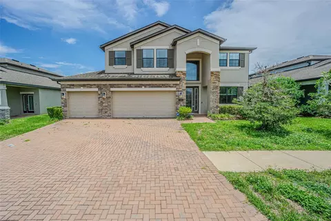 1692 Nature View Dr, Lutz, FL 33558