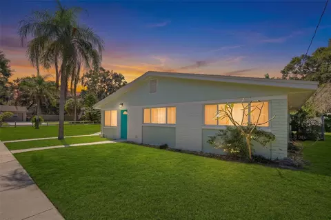 415 Maple Way #A & B, Safety Harbor, FL 34695