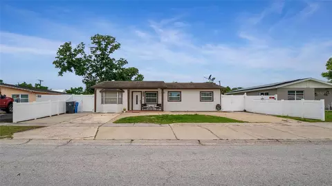 6424 Yorkshire Rd, Tampa, FL 33634
