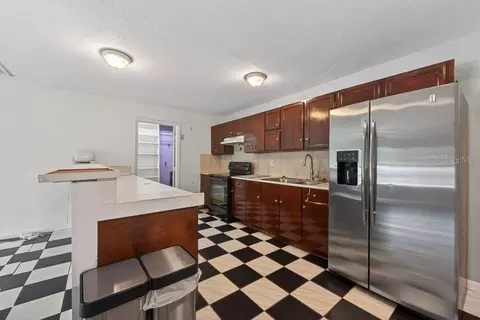 Kitchen - 5127 Pine St, Seffner, FL 33584 photo 2 of 9