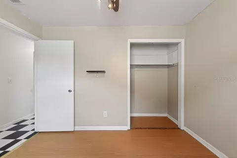 Bedroom - 5127 Pine St, Seffner, FL 33584 photo 3 of 5