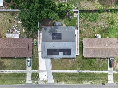 View/Area - 5127 Pine St, Seffner, FL 33584 photo 6 of 7