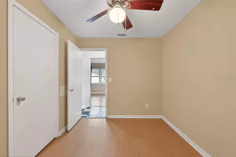Bedroom - 5127 Pine St, Seffner, FL 33584 photo 4 of 5