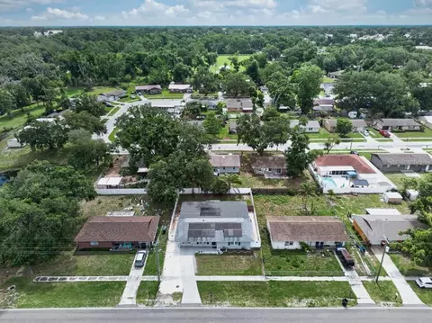 View/Area - 5127 Pine St, Seffner, FL 33584 photo 2 of 7