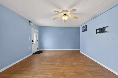 Living - 5127 Pine St, Seffner, FL 33584 photo 8 of 11