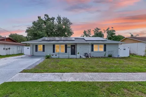 Exterior - 5127 Pine St, Seffner, FL 33584 photo 9 of 9