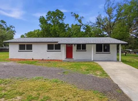 20514 Mickens Dr, Dade City, FL 33523