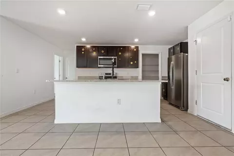 Kitchen - 11926 Downy Birch Dr, Riverview, FL 33569 photo 1 of 4