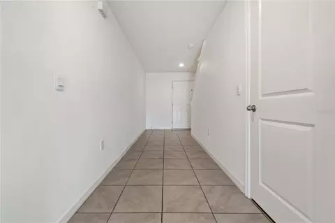 Entry Way - 11926 Downy Birch Dr, Riverview, FL 33569 photo 2 of 3