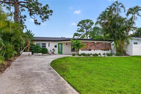 4800 Venetian Blvd NE, Saint Petersburg, FL 33703