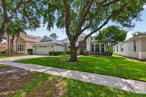 18127 Heron Walk Dr, Tampa, FL 33647