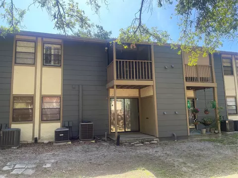 4809 S Mound Ave #104, Tampa, FL 33611