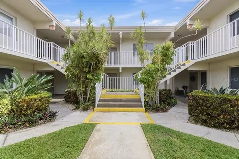 6700 1st Ave S #211, Saint Petersburg, FL 33707