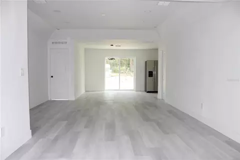Living - 12493 Killian St, Spring Hill, FL 34609 photo 2 of 9
