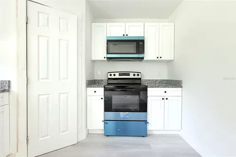Kitchen - 12493 Killian St, Spring Hill, FL 34609 photo 4 of 4