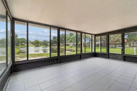 Exterior - 11318 Blackbark Dr, Riverview, FL 33579 photo 4 of 5