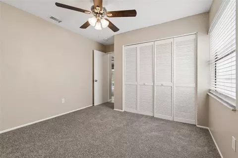 Bedroom - 11318 Blackbark Dr, Riverview, FL 33579 photo 3 of 3