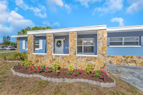 3600 72nd St N, Saint Petersburg, FL 33710