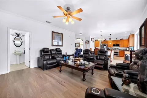 Living - 11384 Walden Loop, Parrish, FL 34219 photo 2 of 3