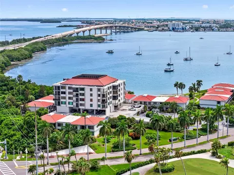 6365 Bahia Del Mar Blvd #106, Saint Petersburg, FL 33715